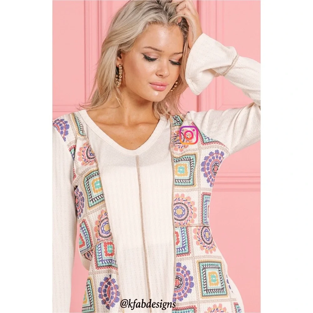 ❤️LAST 2! Beautiful Lightweight Granny Square Ribbed Knit Top with Bell Sleeves - Picture 8 of 9